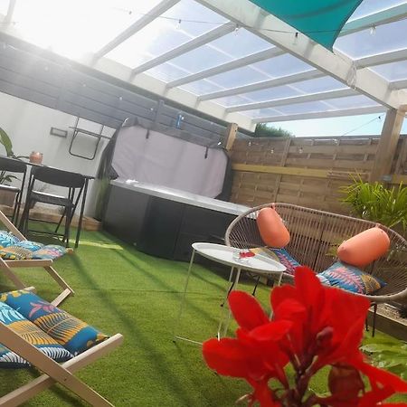 Maison 4Pers Avec Jacuzzi Privatif Couvert Proche Ocean Brem-Sur-Mer Kültér fotó